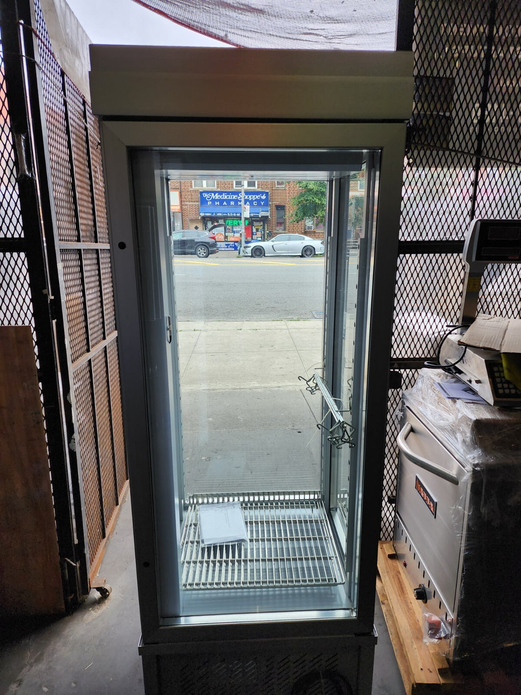 TEKNA 4400 NFN 4 Sided Glass Freezer Merchandiser - ETL/ETL Sanitation.