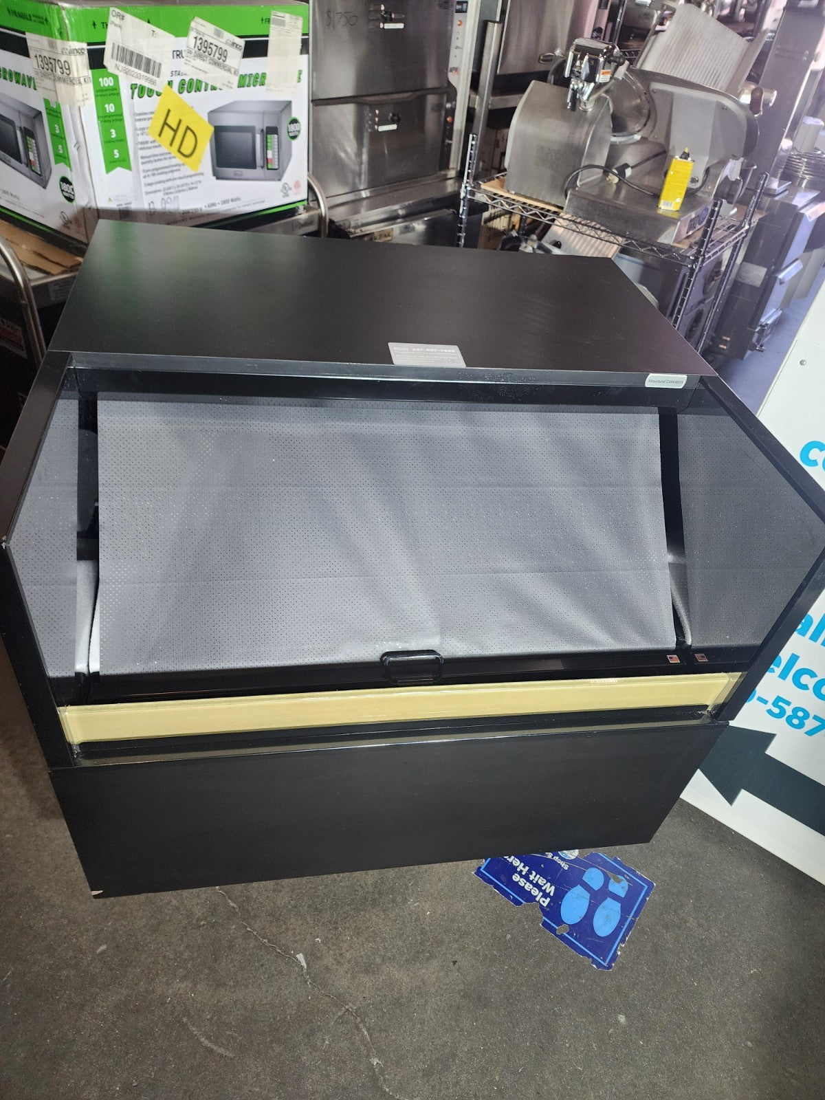 New Structural Concepts CO33R-CH Oasis Black 36" Counter Height