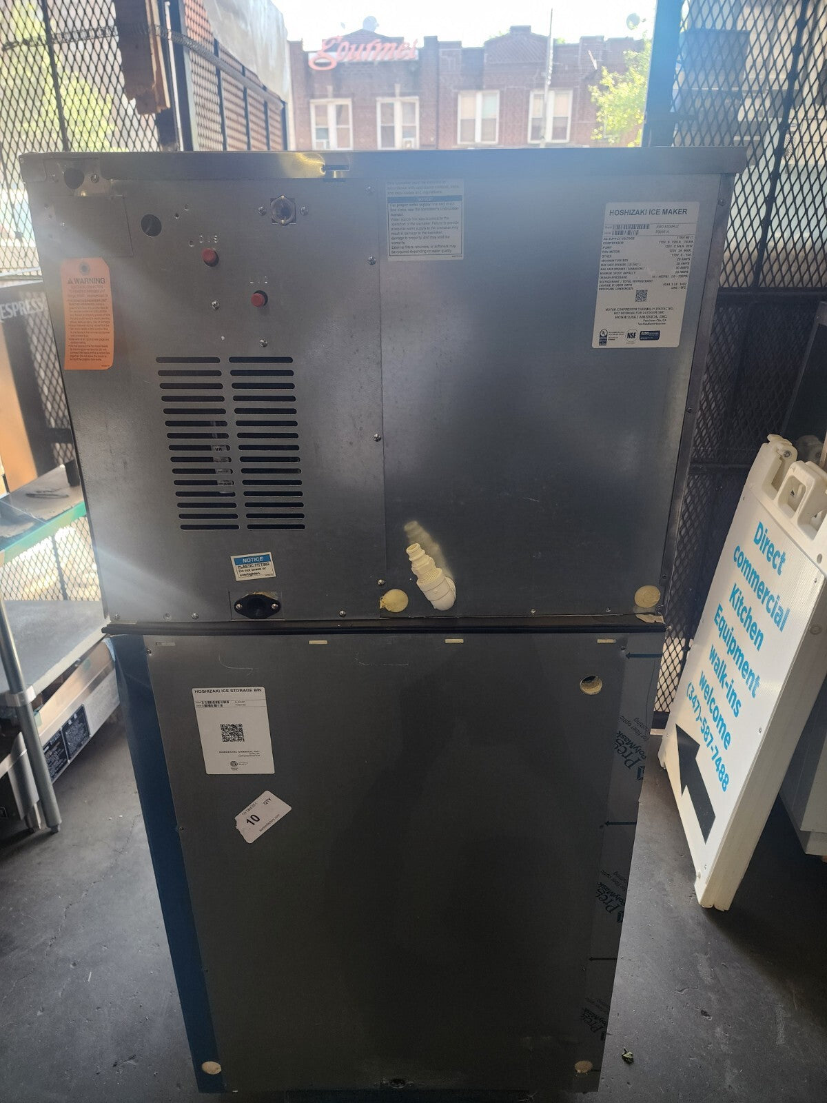 Hoshizaki KMD-530MRJZ Ice Maker Cube-Style with  BD-500SF 30" Ice Bin - 500 lbs