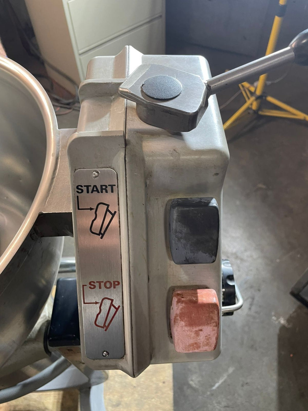 Hobart HCM450 Vertical Cutter Mixer 45-Quart Tilt-Lever Food Processor