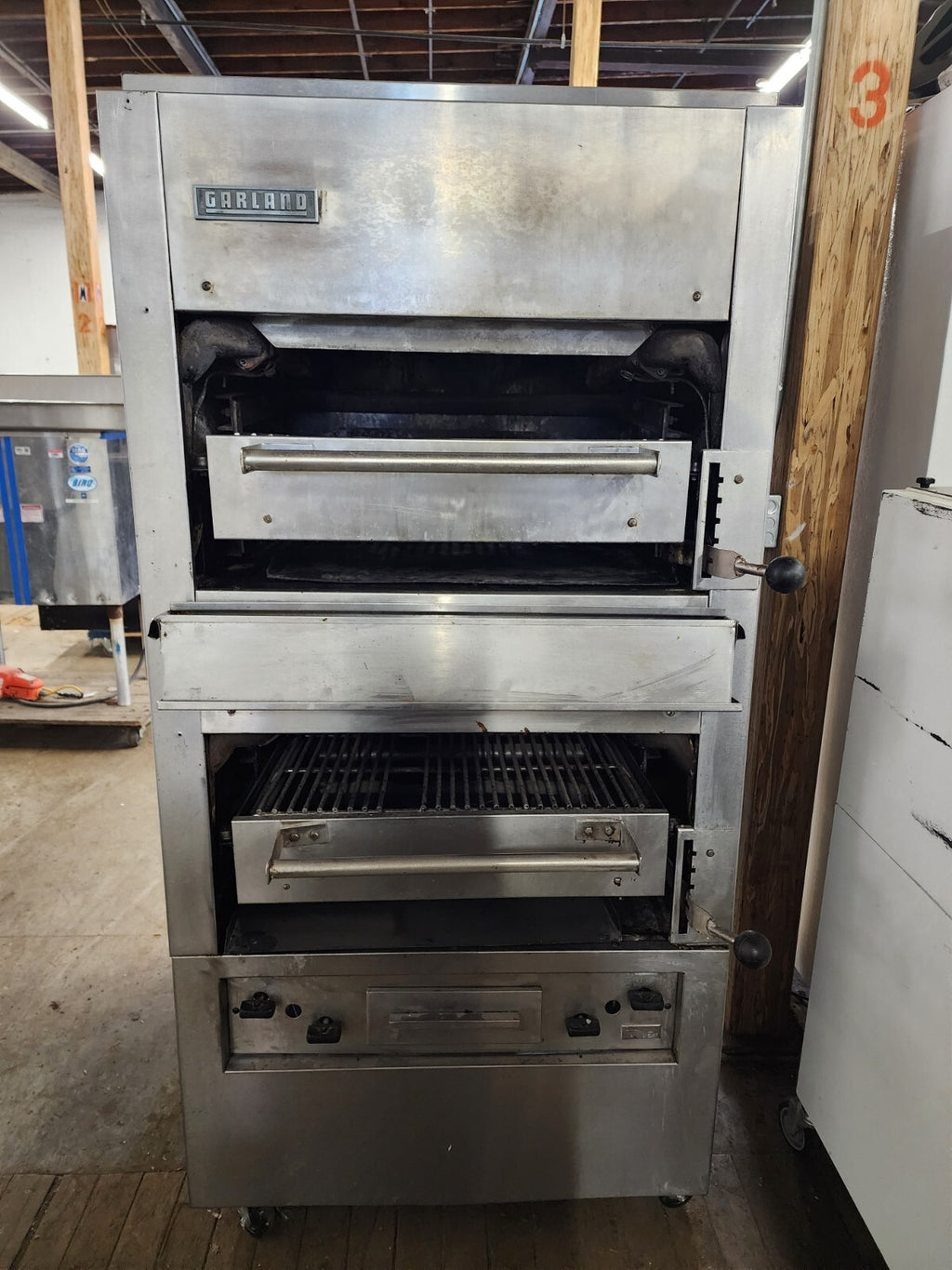 Garland BC-66 Nat.Gas Double Ceramic Over Fired Broiler