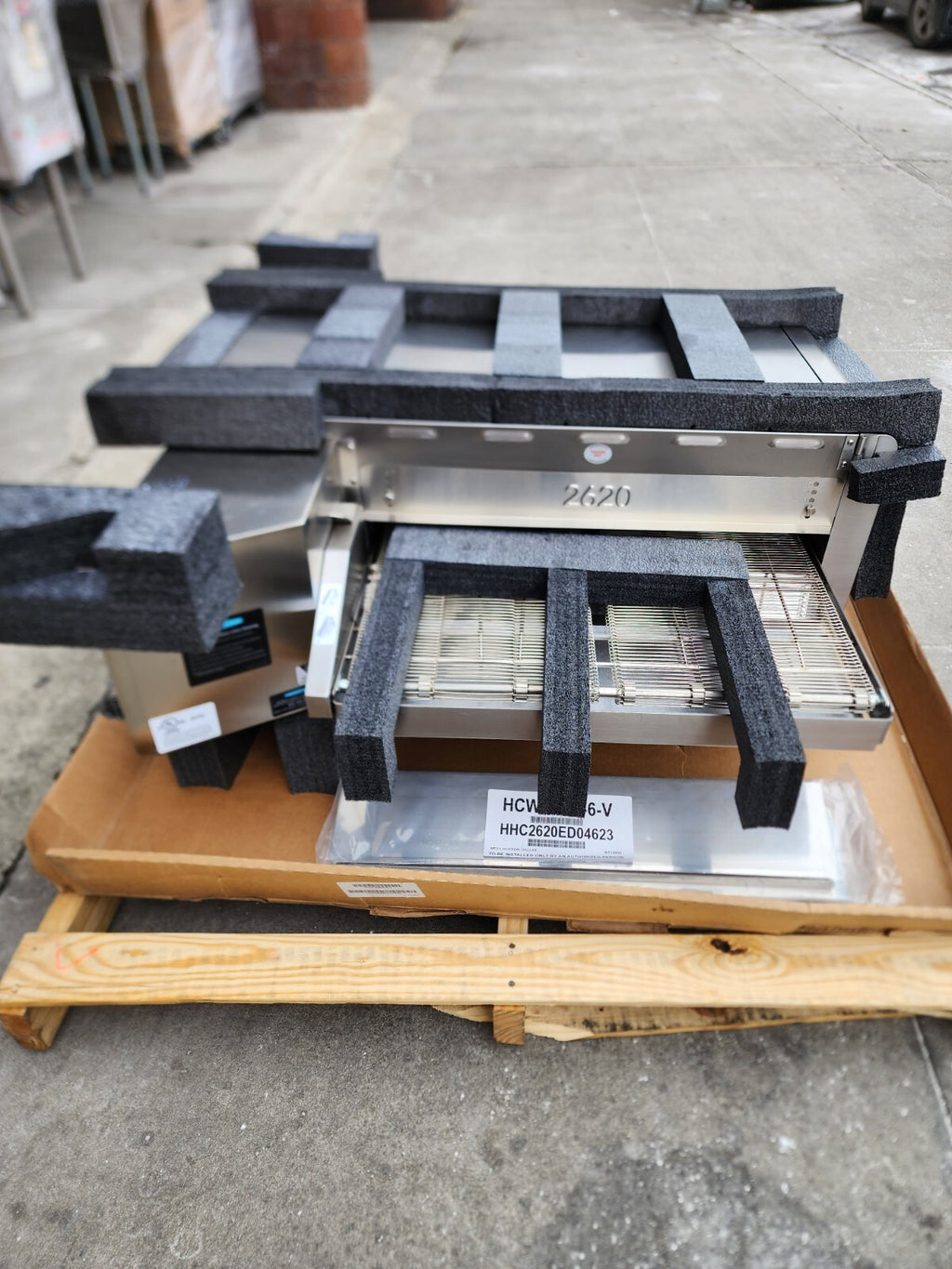 NEW TurboChef HCW-9500 Series HHC 2620 Conveyor Oven