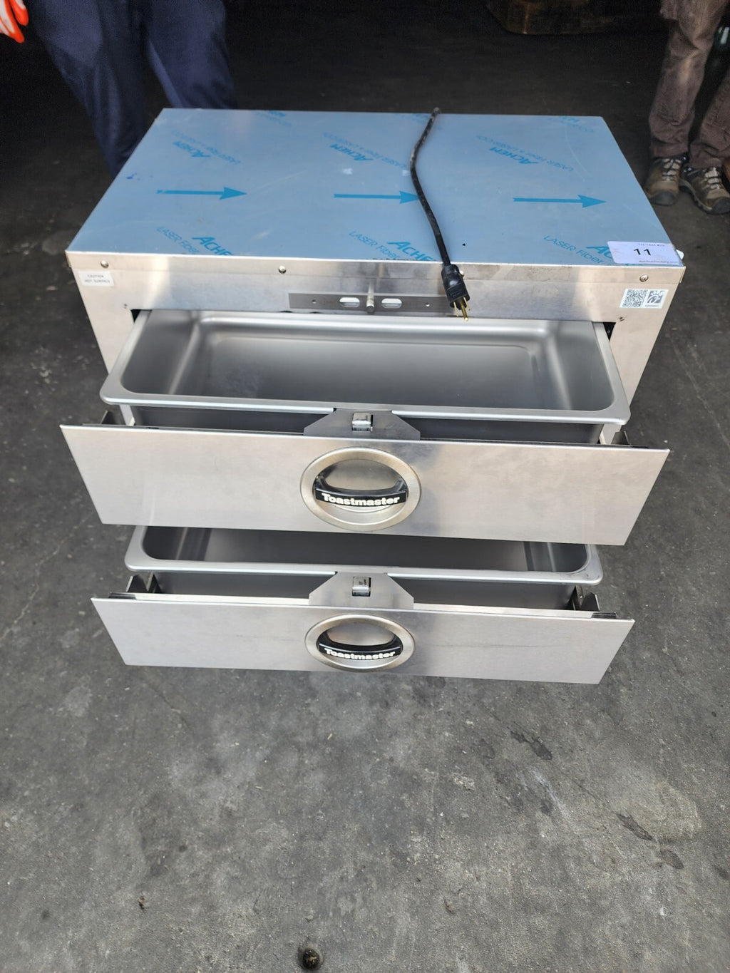 NEW TOASTMASTER 3B82D FREE STANDING TWO DRAWER WARMING UNIT 120V