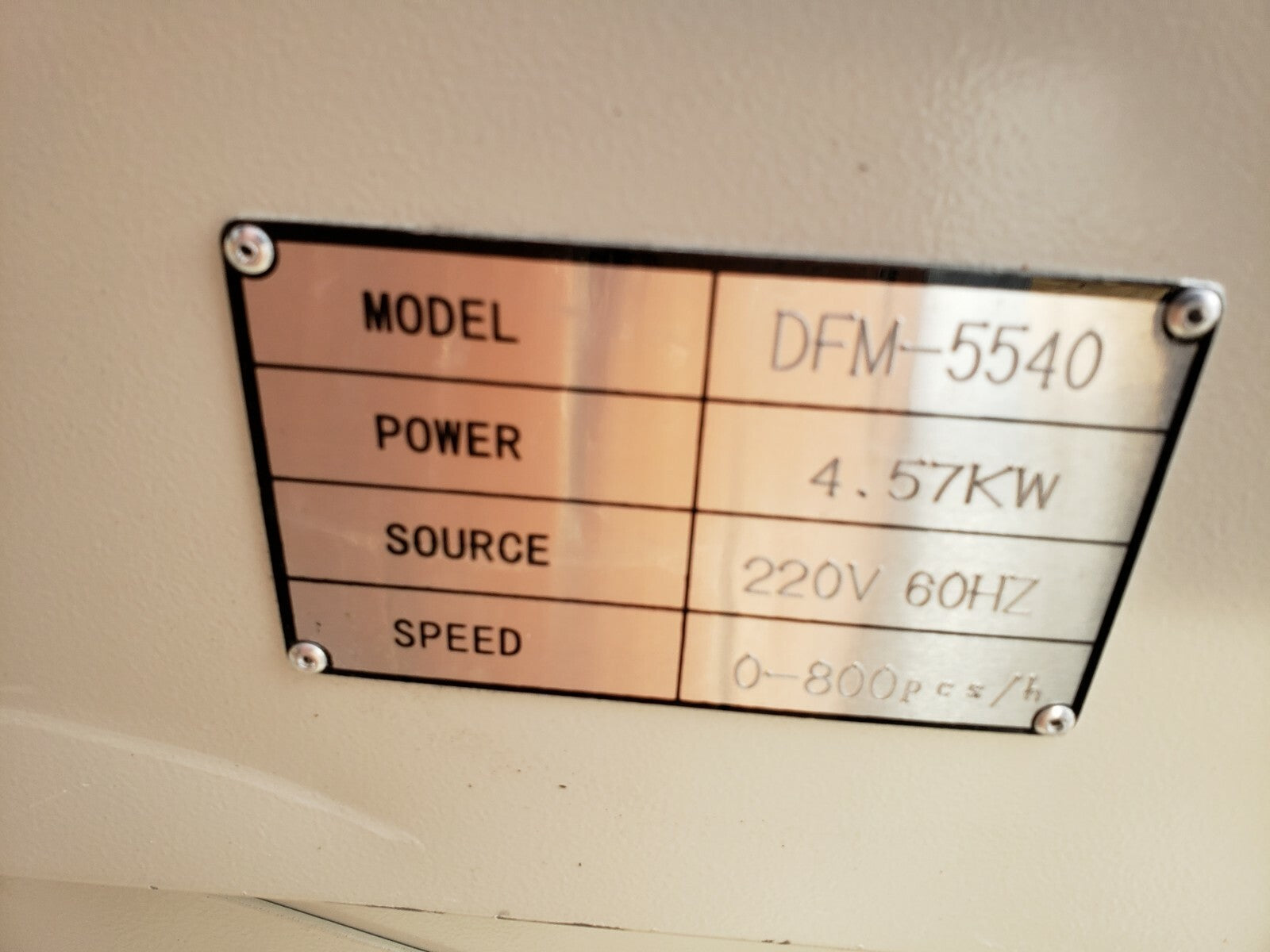 Shrink FM-5540 Wrapping System with Film Dispenser and Sealer