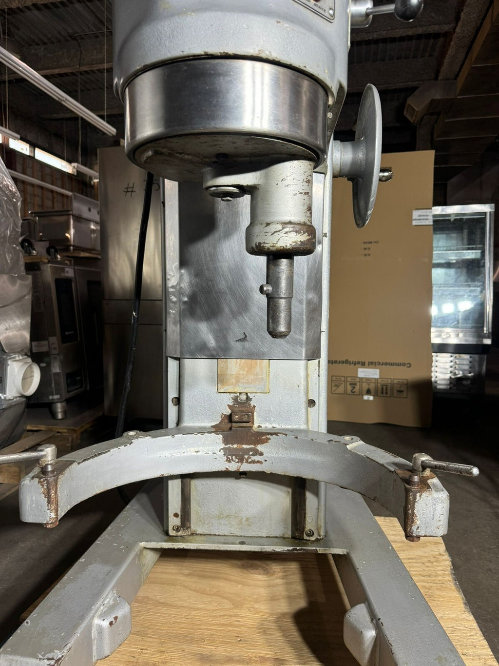 Hobart H600T 60 Quart Mixer Single PH with Timer, Very Good Condition