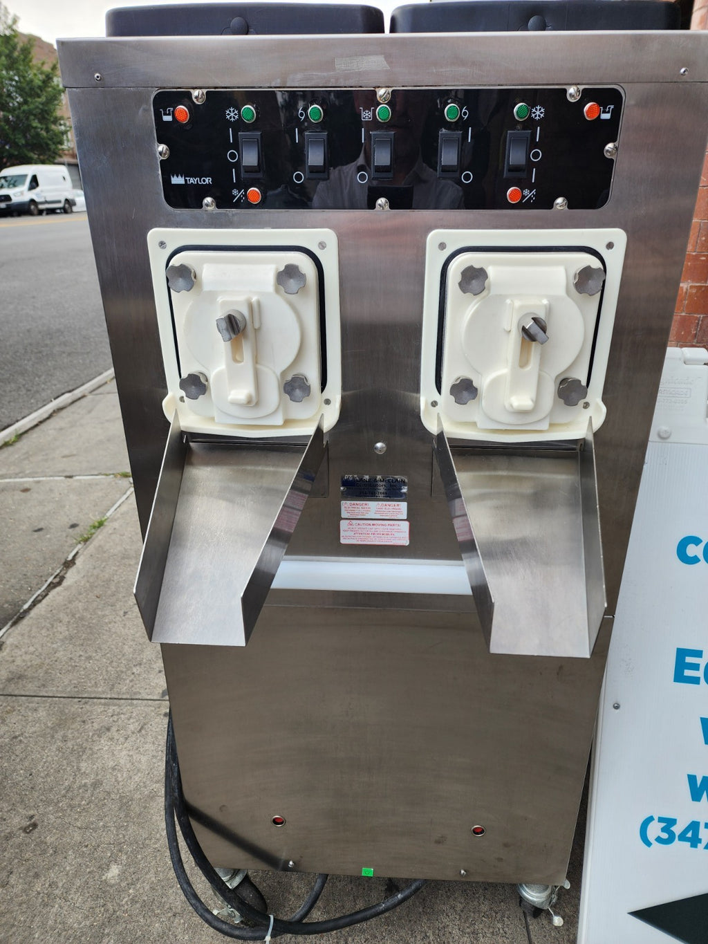 Taylor C002 2021 Continuous Dispensing Batch Freezer