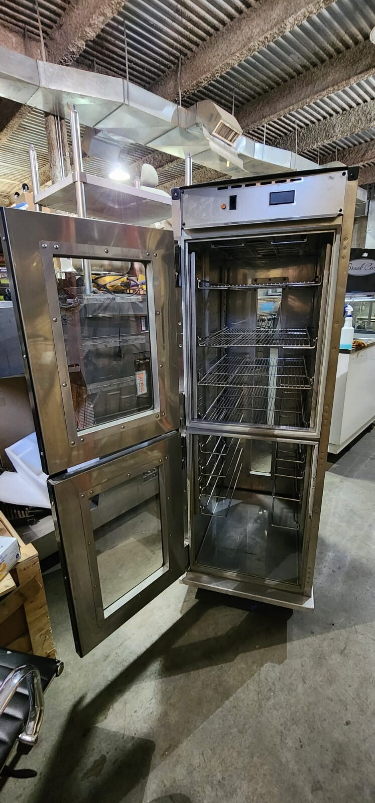 Cres Cor  MODEL: H-138-NPS-36CMQLRS Full Height Insulated Mobile Heated Cabinet