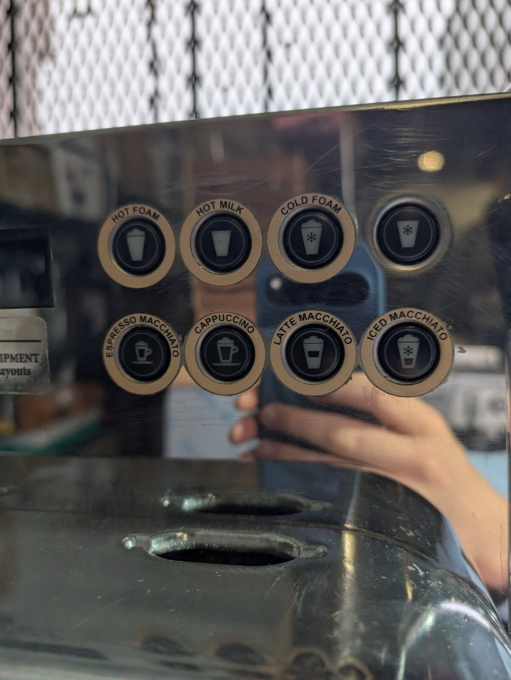 NESPRESSO COFFEE MACHINE MODEL AGUILA-4400  PROFESSIONAL