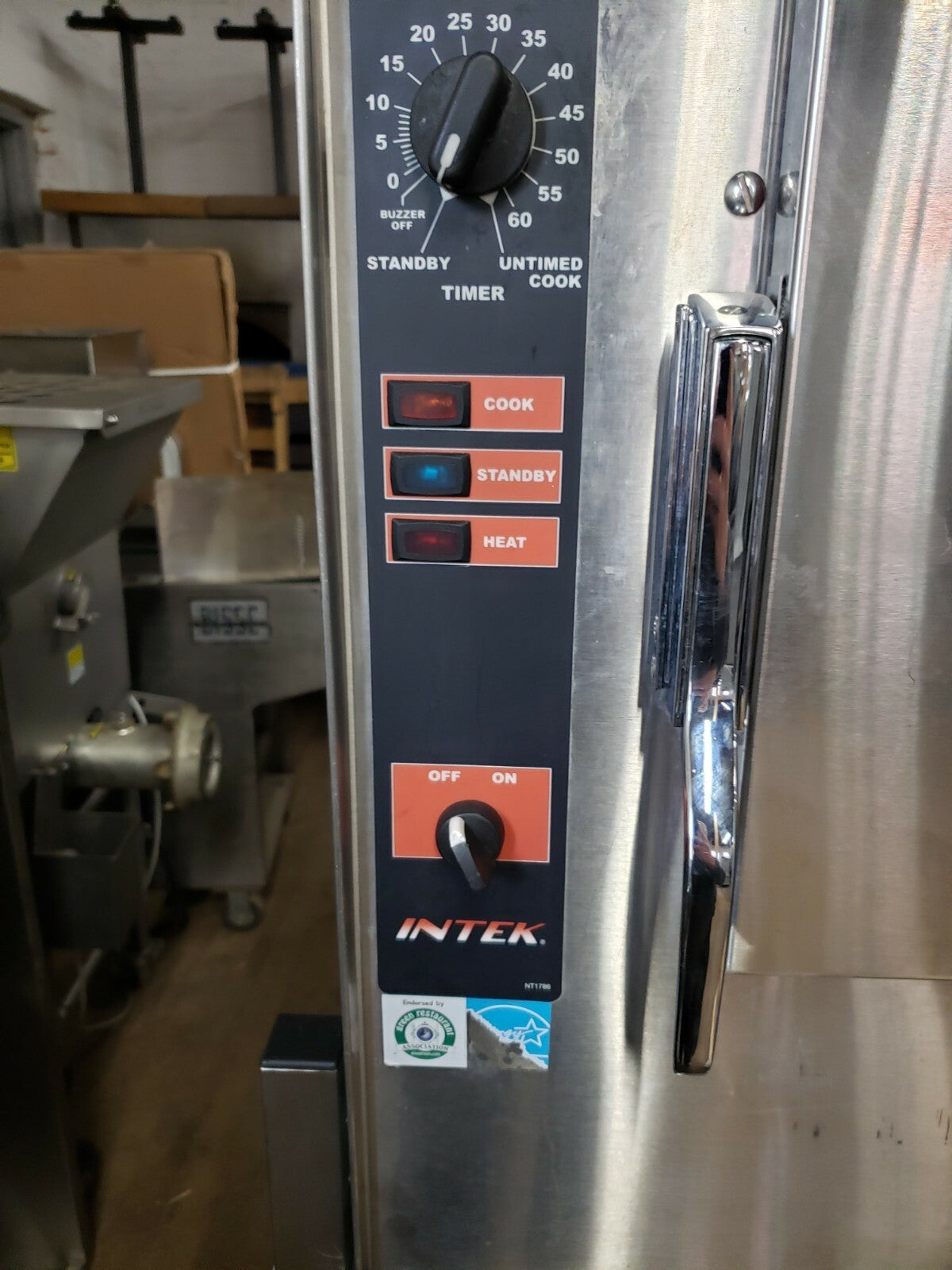 Groen XSG-5 Intek Gas Convection Steamer w/ 5 Pan Cap. M22 Refurbished