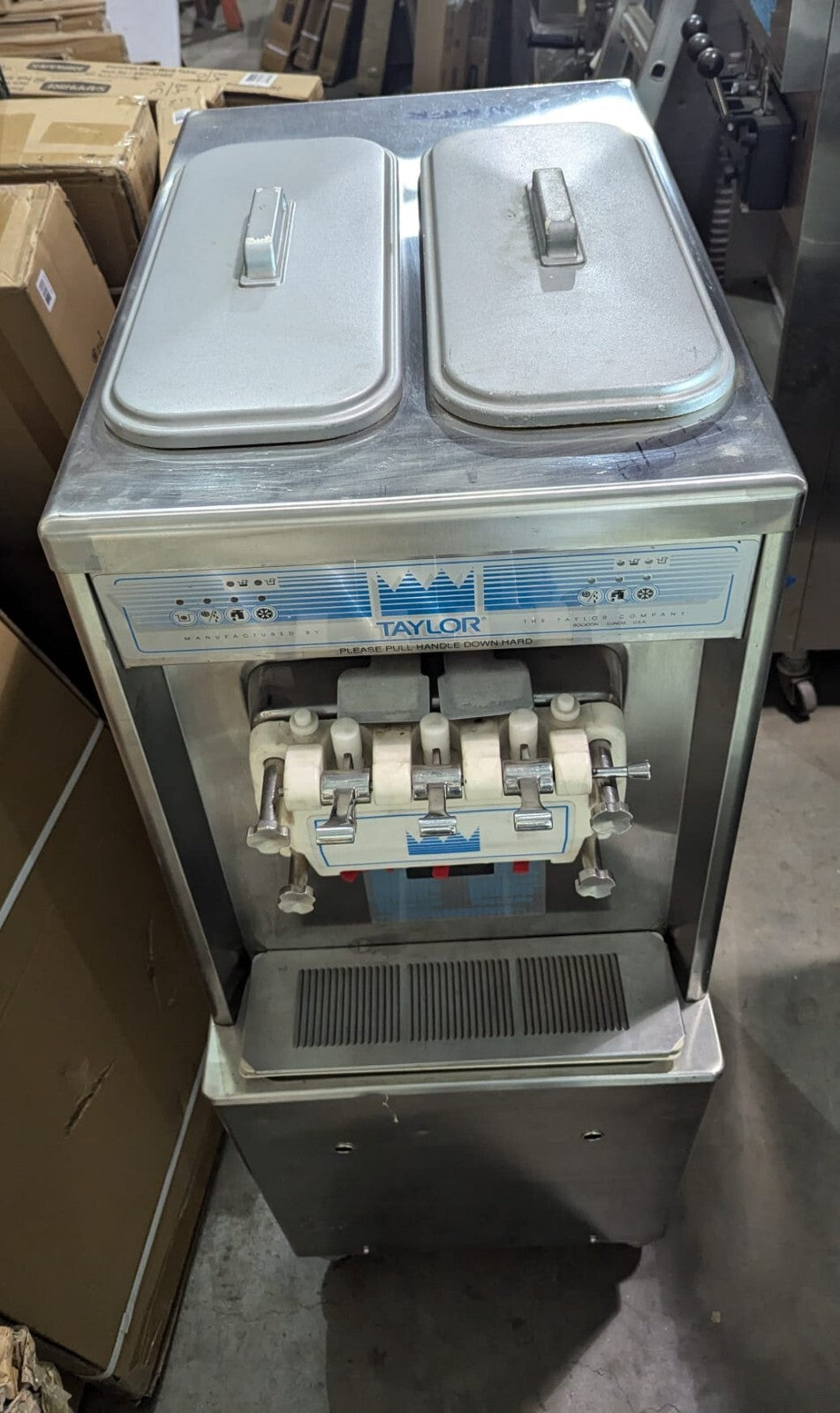 Taylor 791-33 Soft serve Ice cream machine Year 2013 Water Cool