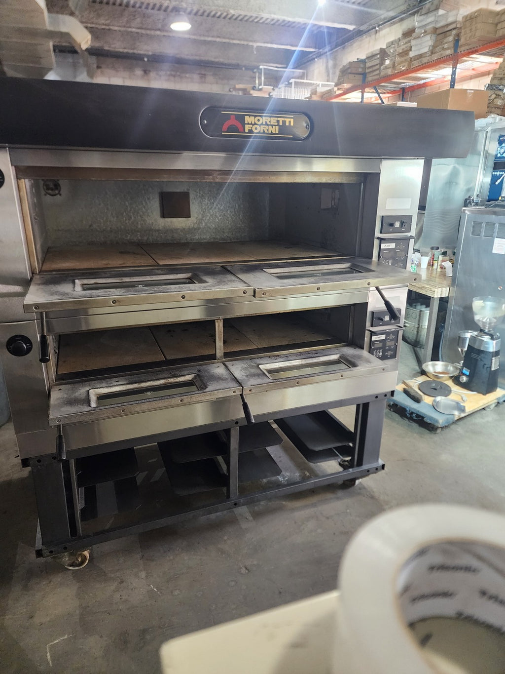 Moretti Forni pizza oven P120E B Electric Double Deck Oven with Stand - 208V,