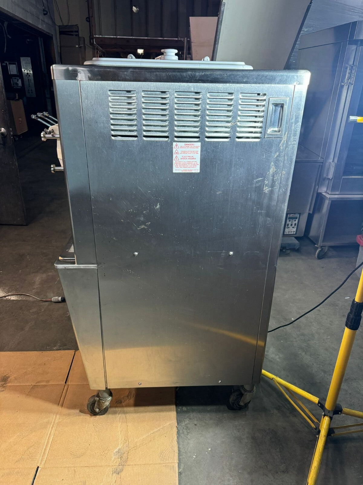 Taylor 791-33 AC Twin Twist soft serve