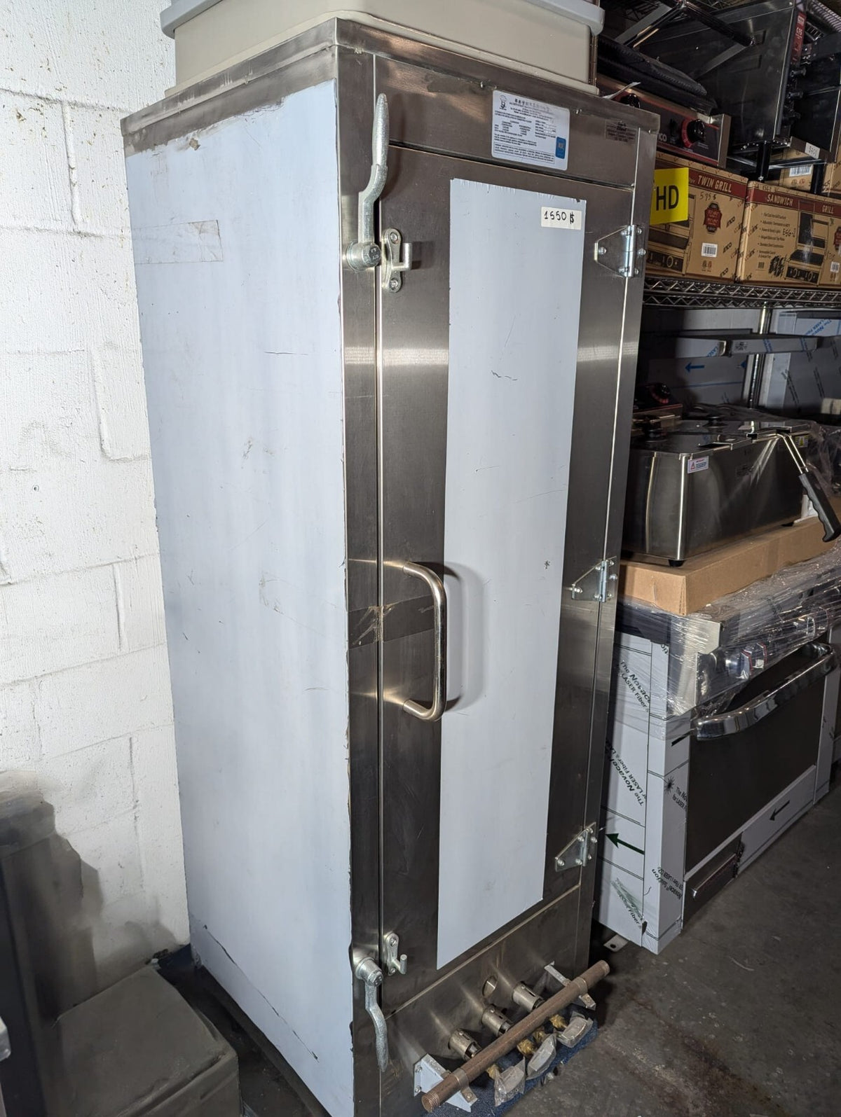 L&J CWSH2430-S 24"D x 30"L 4 Burner Stainless Steel Interior Smokehouse Oven1