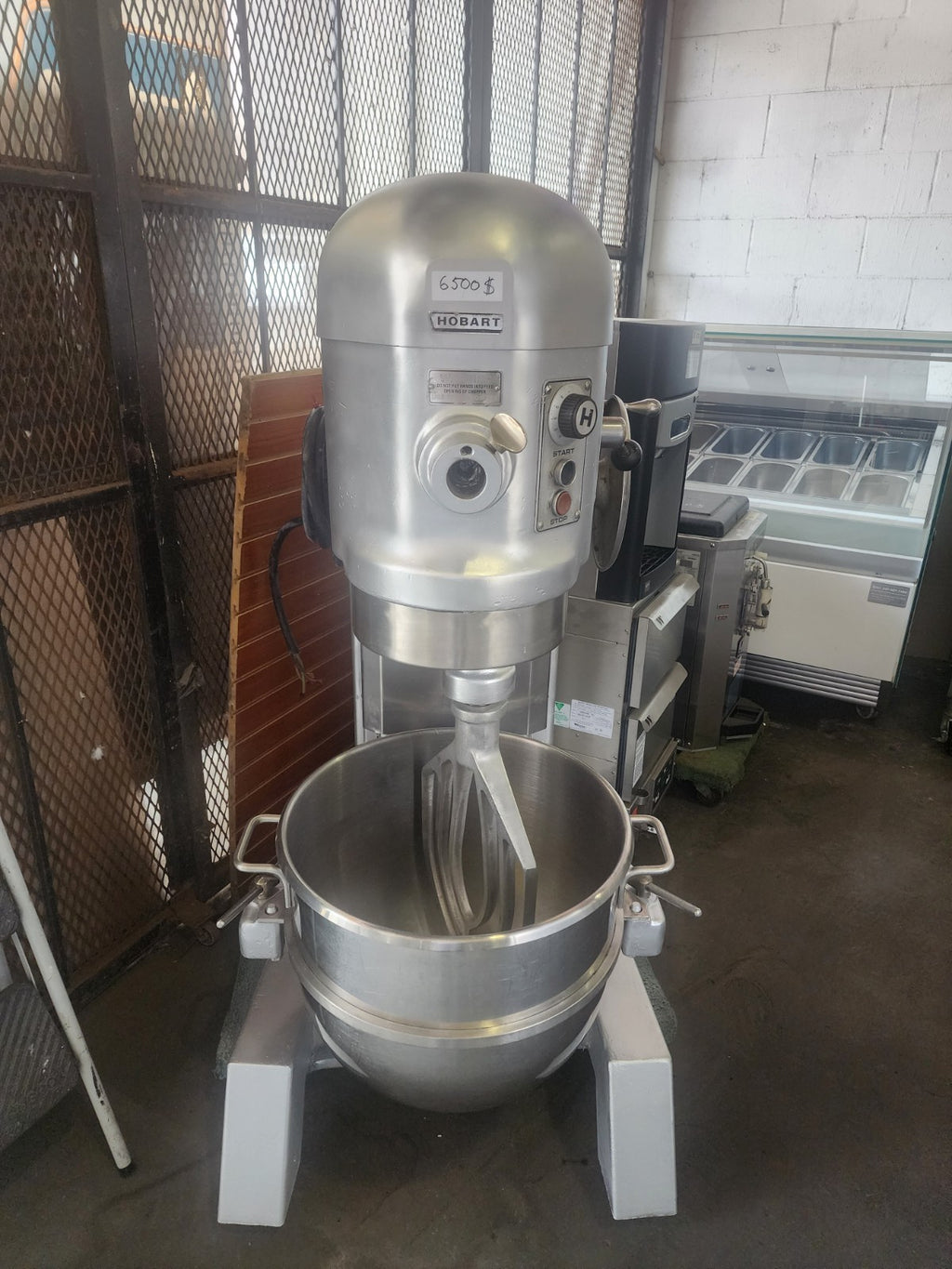 Hobart H-600T Commercial Pizza Dough Mixer 60QT 3ph 1.5hp 200V0
