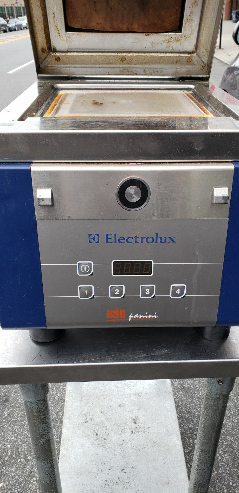 Electrolux (HSPPA1) - High Speed Sandwich Press #angi-923