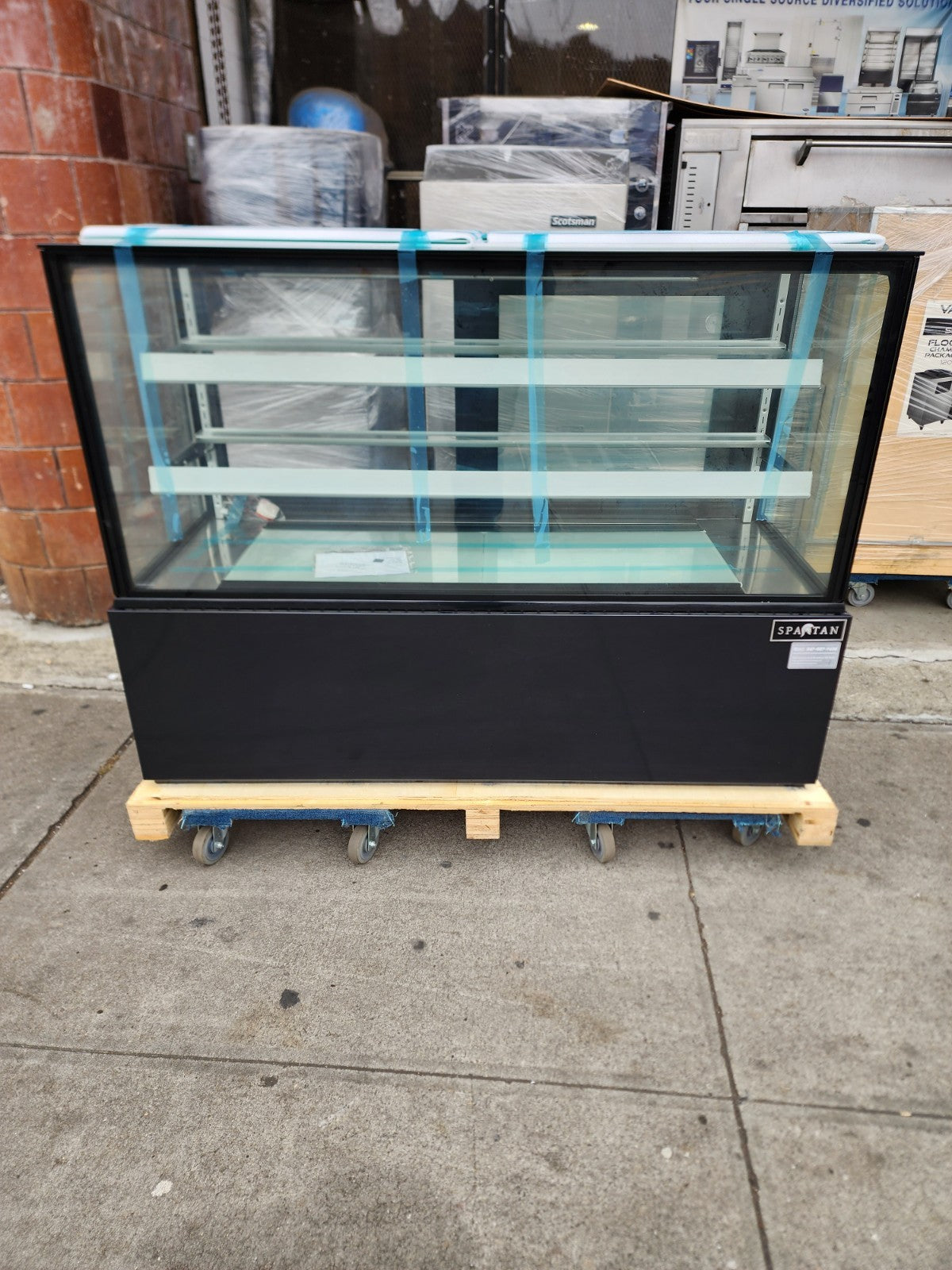 Spartan Refrigeration Model SCC-60 Refrigerated Display Case for Deli Cakes etc1
