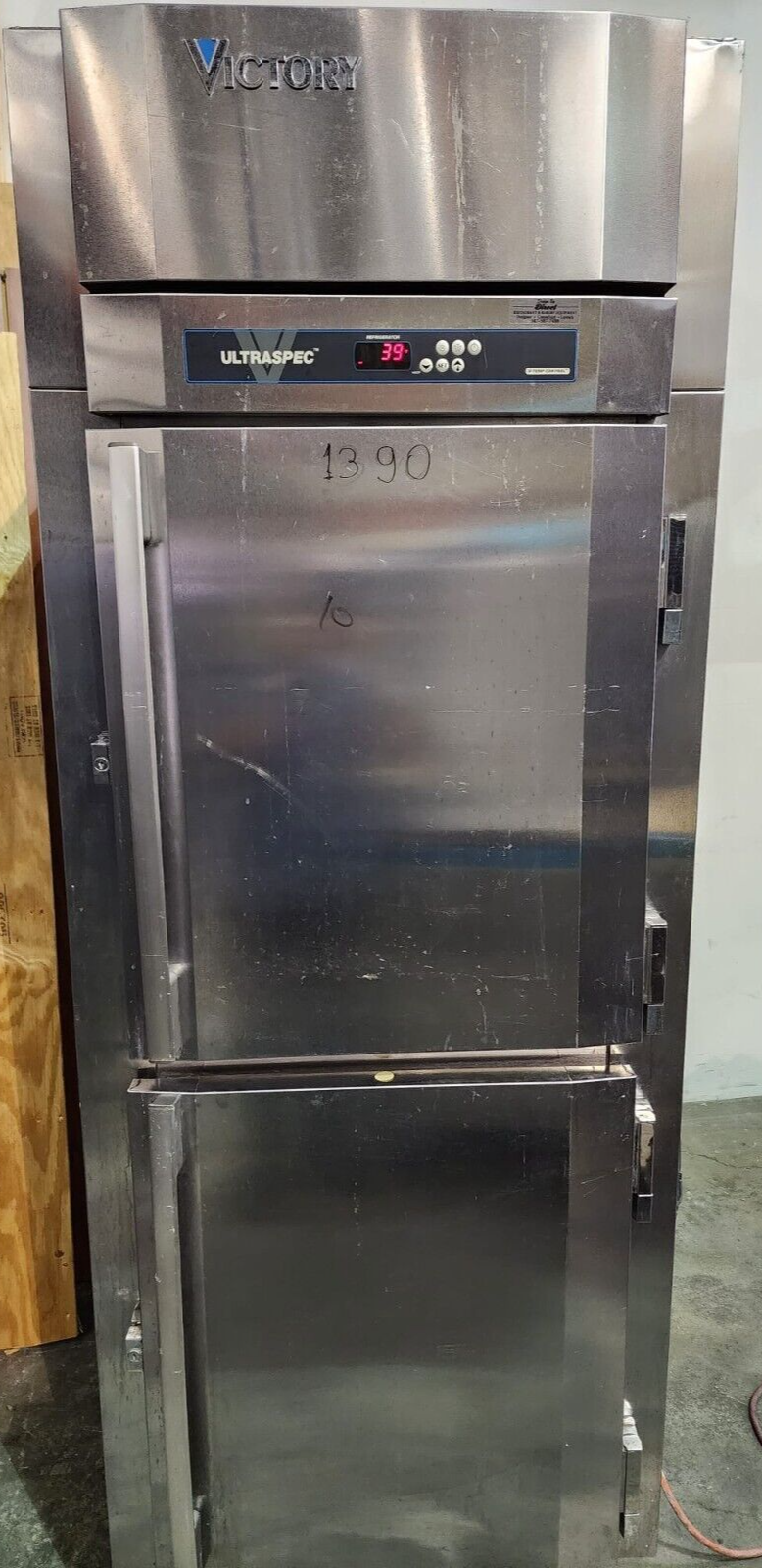 Victory RS-1D-S1-EW-HD-18 UltraSpec Series Refrigerator Cooler #13900