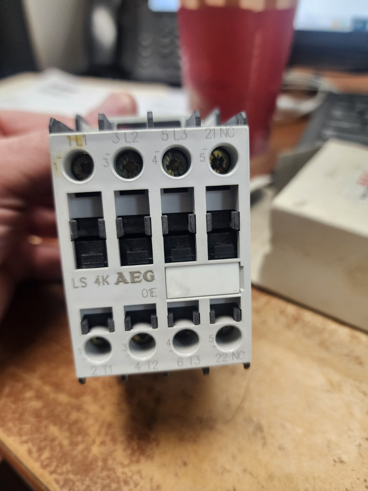 AEG LS 4K.01 25A 1000V CONTACTOR2