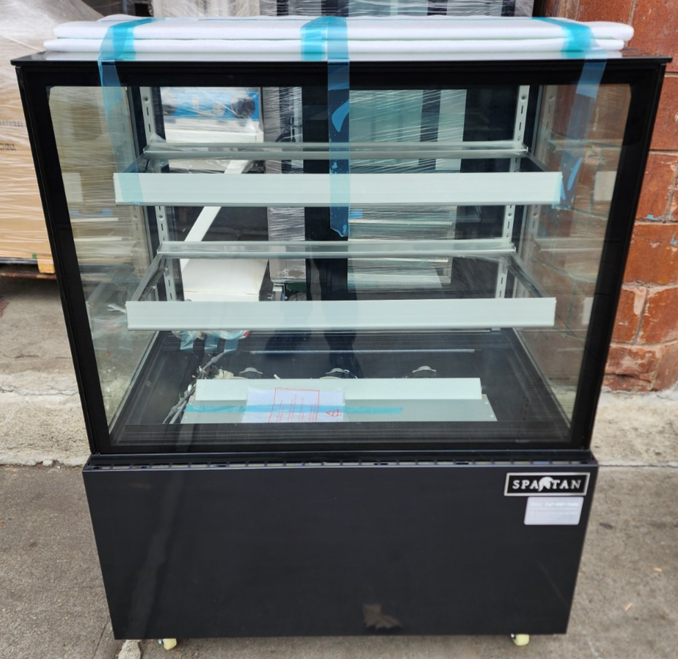 Spartan Refrig SCC-36 36" Refrigerated Display Case1