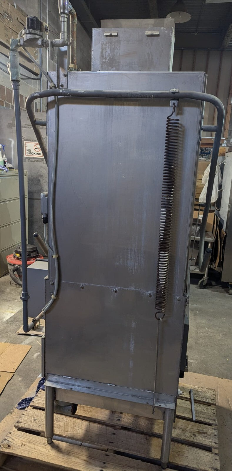 Hobart AM-14T dishwasher with build in new Booster  new overflow pipe and comple3