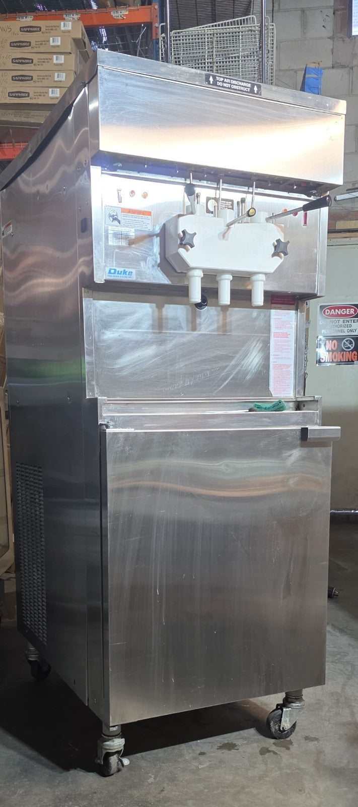 09-2010 Electro Freeze ice cream 959 RMT Water Cooled ,3 PH AMAZING CONDITION1