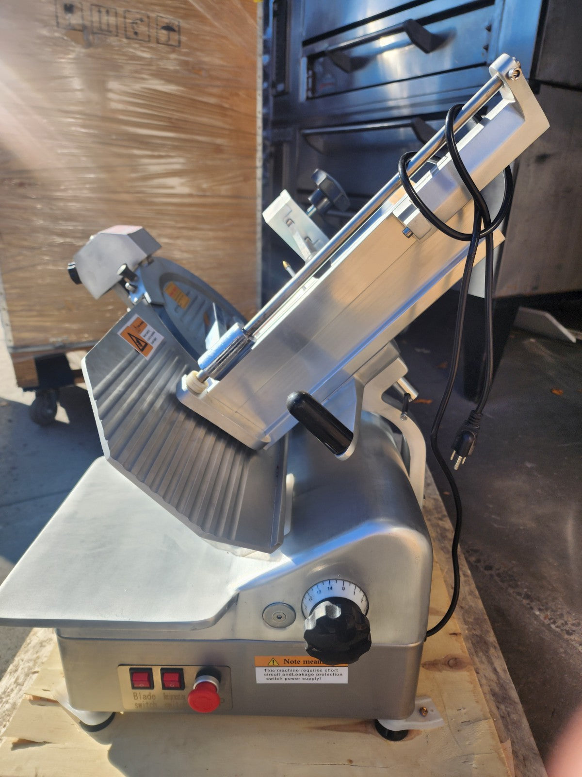 Horus HR-13 Professional Fully Automatic Meat Slicer Fresh and Frozen Machine1