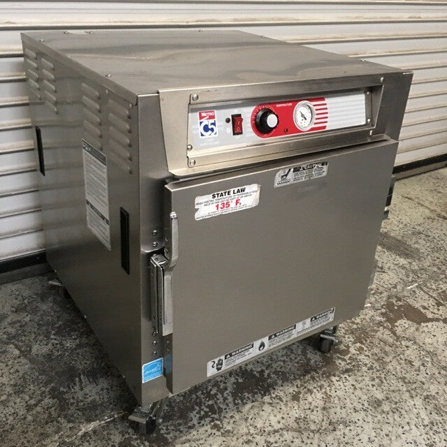 Metro C565-SFC-U C5 6 Series Half-Height Reach-In Heated Holding Cabinet #15400