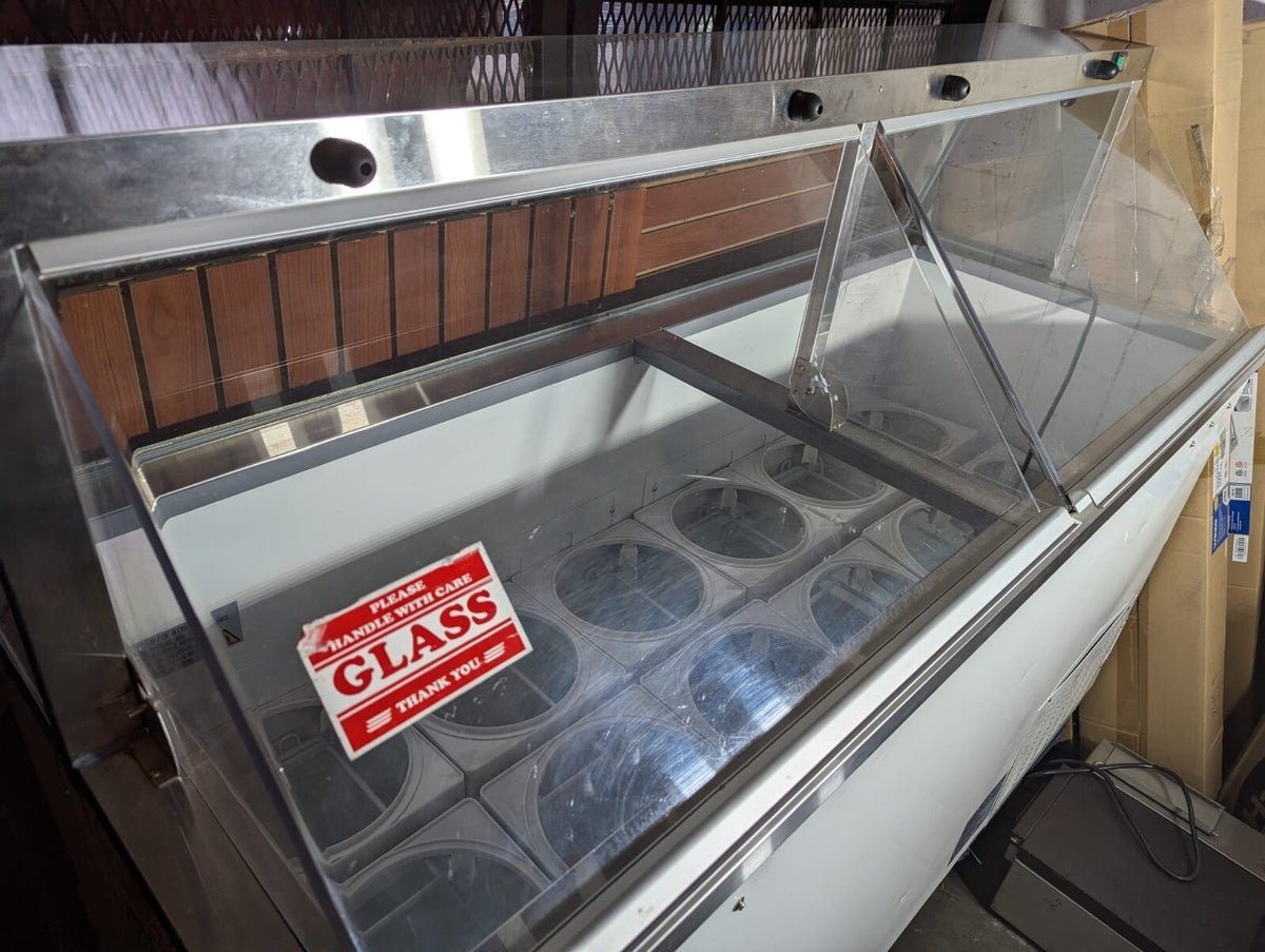 Universal 66" Ice Cream Dipping Cabinet Display Freezer (Excellent condition)2