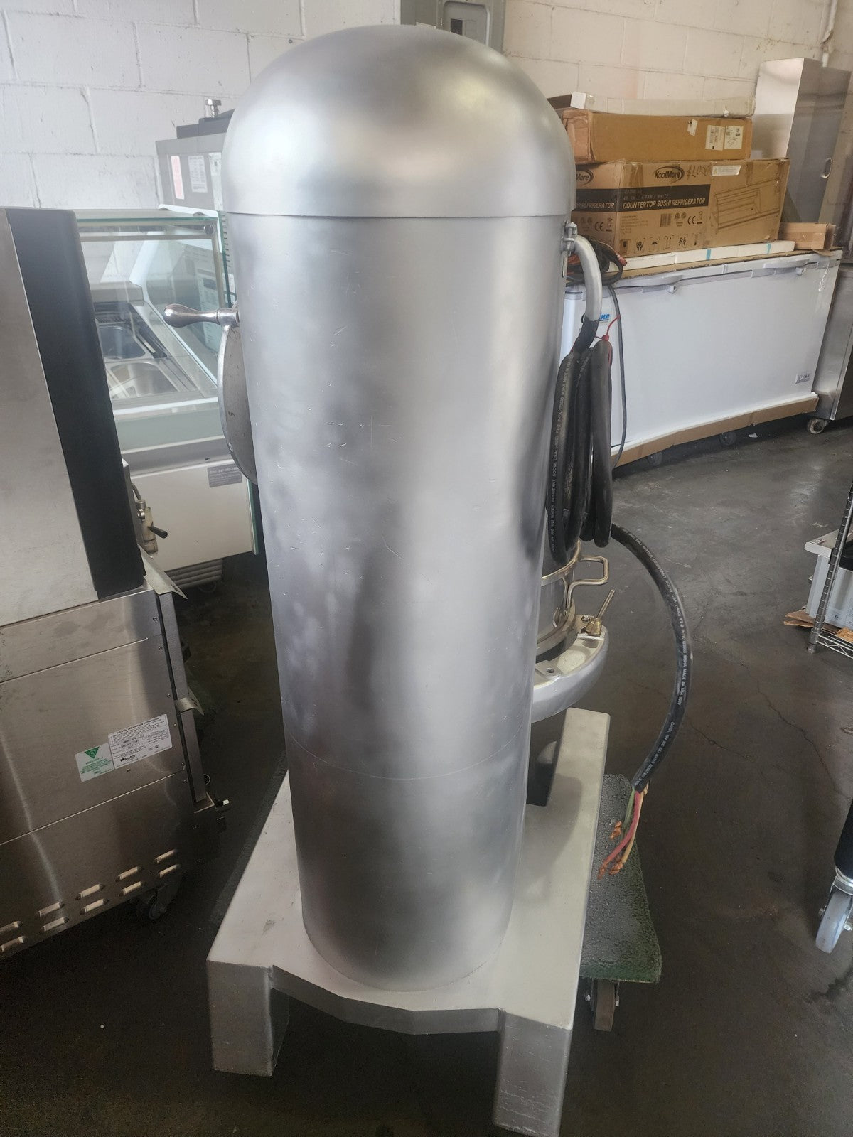 Hobart H-600T Commercial Pizza Dough Mixer 60QT 3ph 1.5hp 200V3