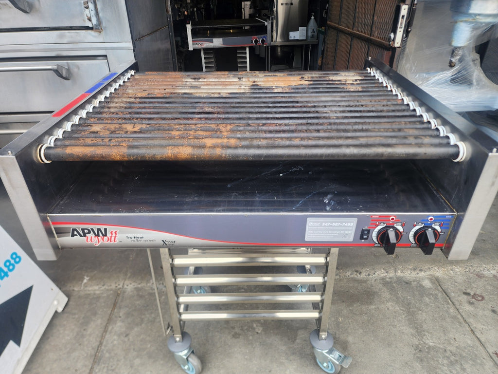 APW Wyott HRS-75_208-240/60/1 34 Inch Hot Dog Grill Electric Tru-Turn Rollers wi0